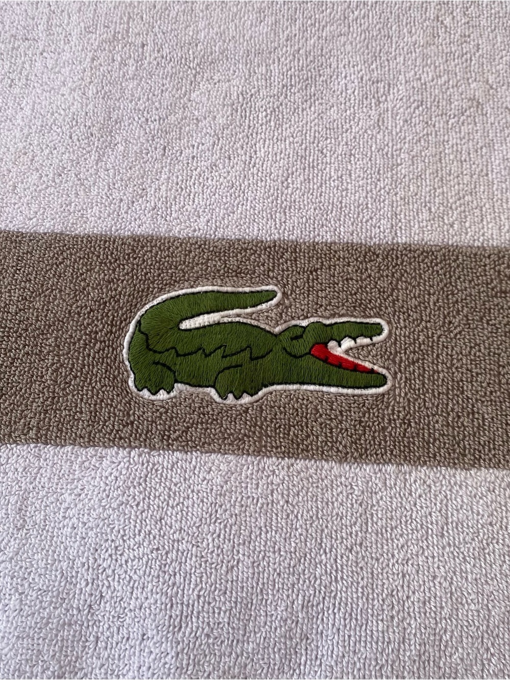 Lacoste Crocodile Logo Beach Bath Towel White Taupe Large Cotton - Picture 2 of 8